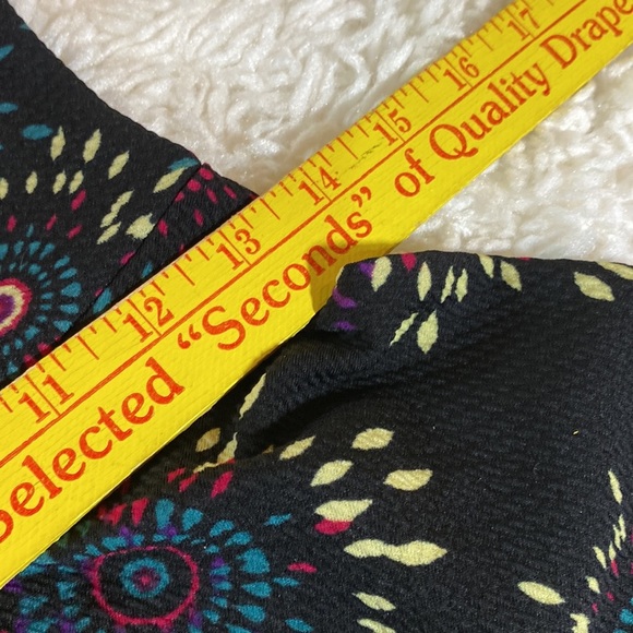 LULAROE  WOMEN’S NICOLE BLACK STARBURST PRINT A LINE MINI DRESS Size Sma… - Picture 8 of 10